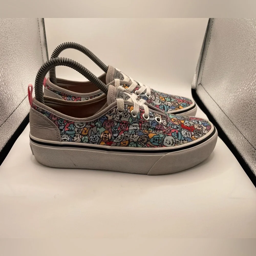 Bobs from Skechers Dog Bingo womens platform sneakers size 6